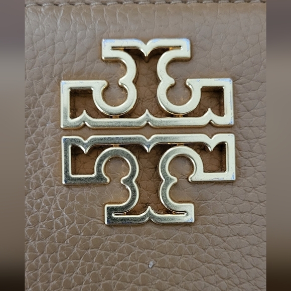 Tory Burch Bifold Britten Leather Wallet - Picture 2 of 12
